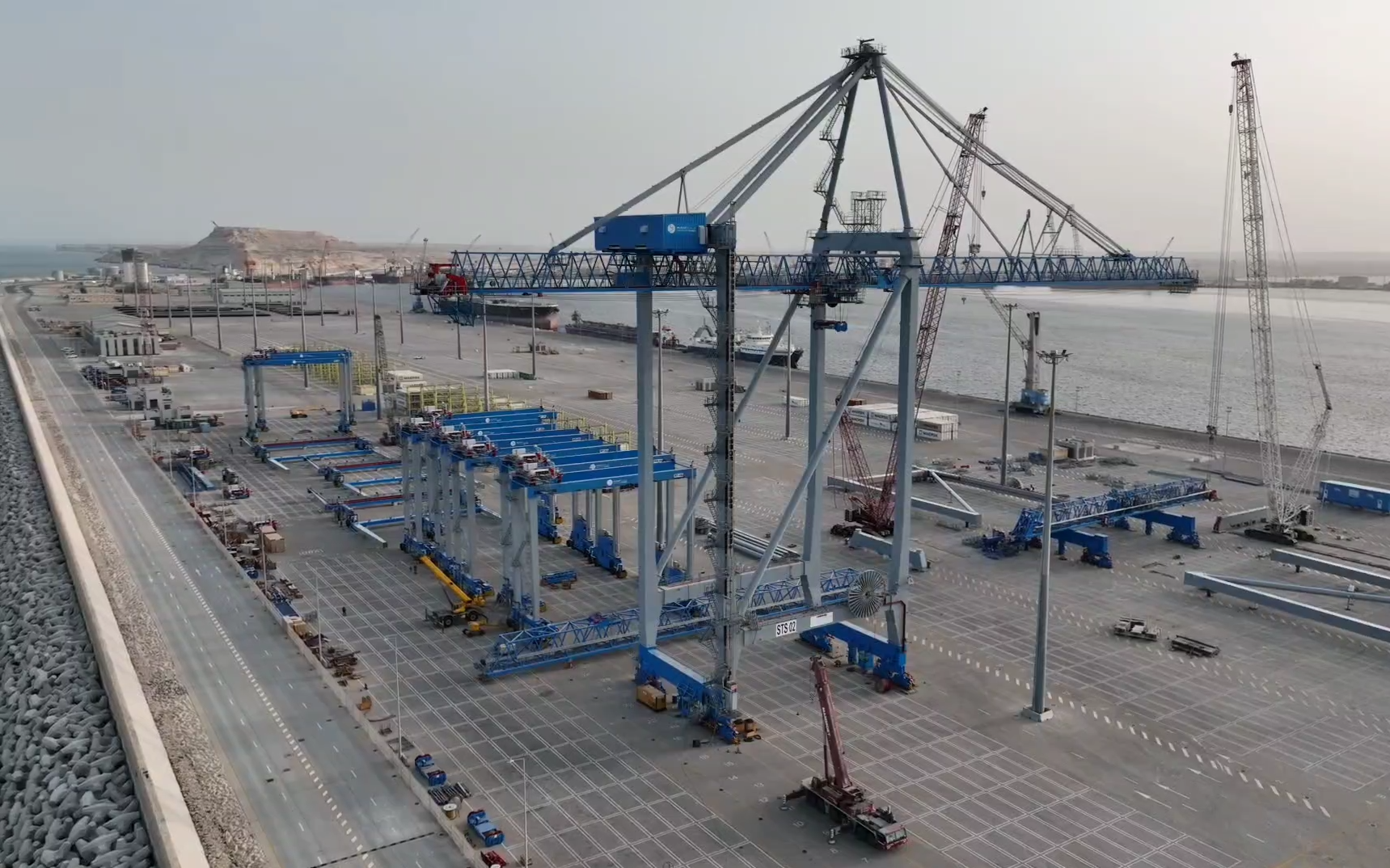 6 billion Omani riyals the volume of investments in the Special Economic Zone at Duqm